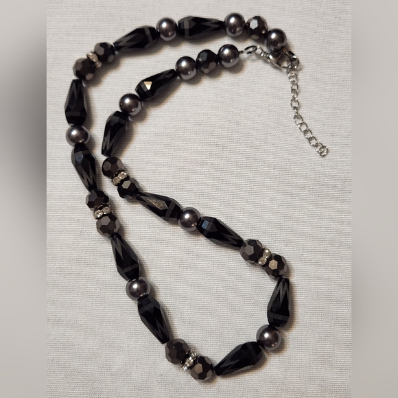 Hand Crafted Elegant Black Gray and Silver Beaded Necklace and Earring Set - Picture 4 of 5